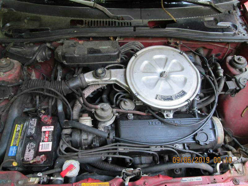 Illustration for article titled At $3,850, Could This 'Adult-Owned' 1985 Honda Civic CRX Bring Out The Kid In You?